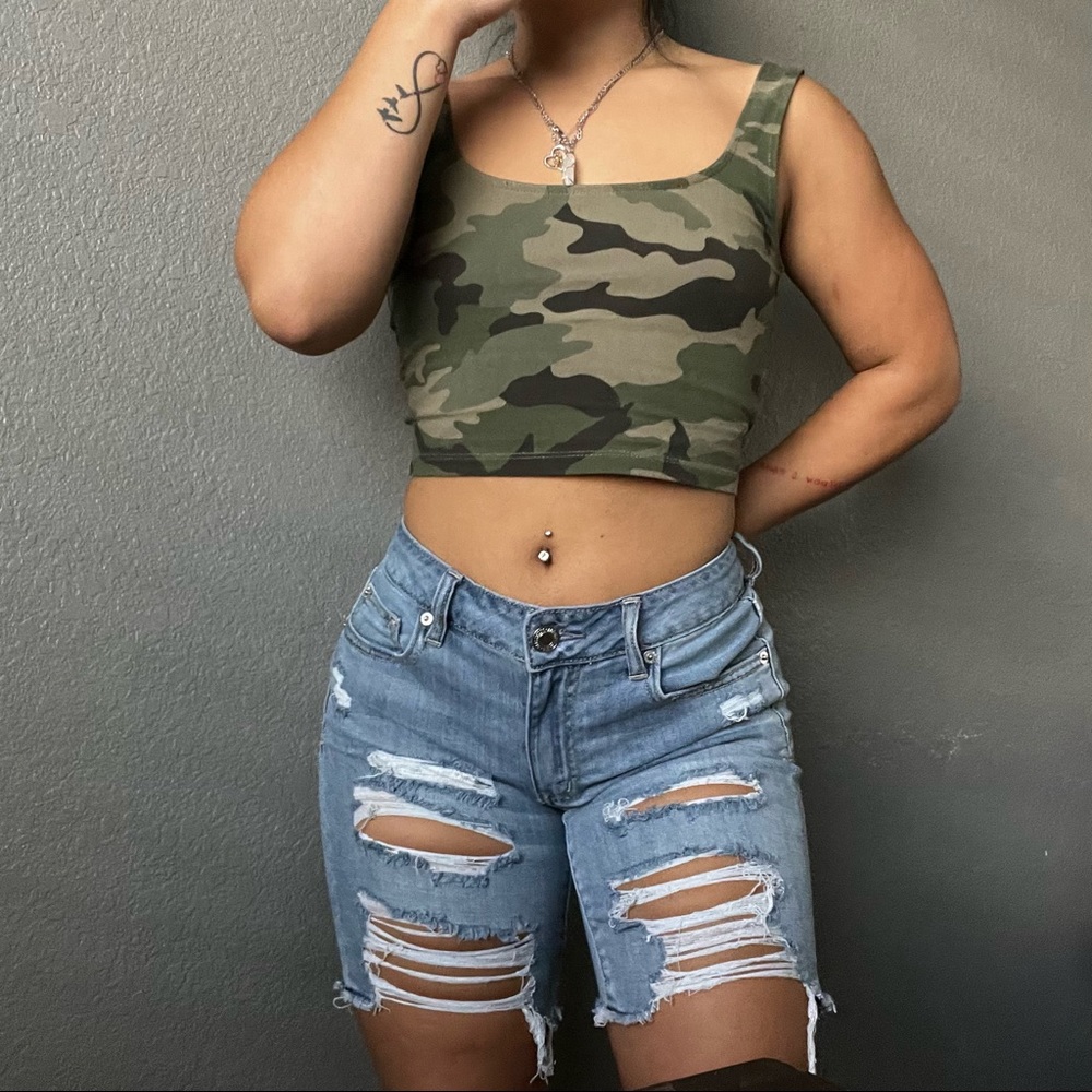 american eagle shorts